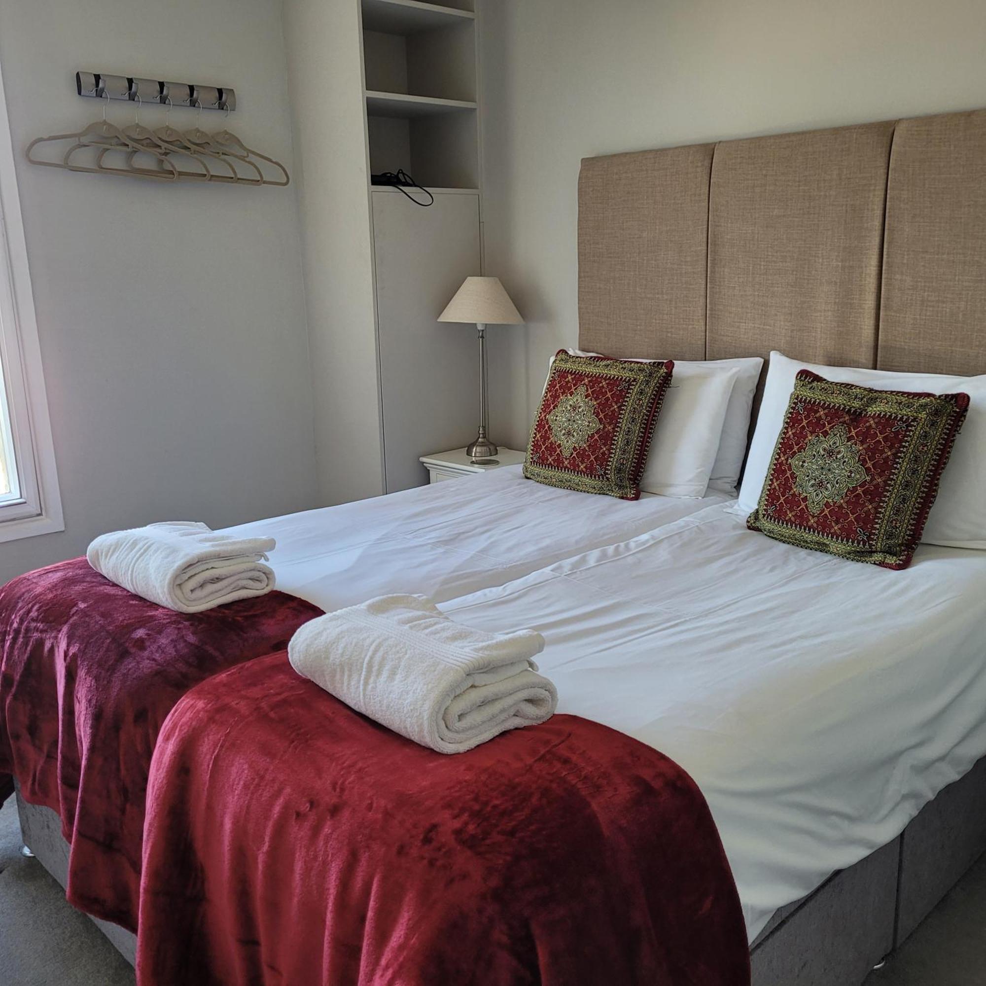 Park View Two-Bedroom Apartment Μπαθ Εξωτερικό φωτογραφία